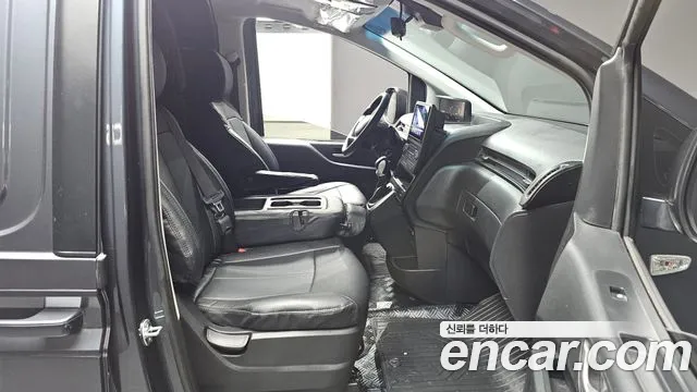 Hyundai Staria — Фото автомобиля 15