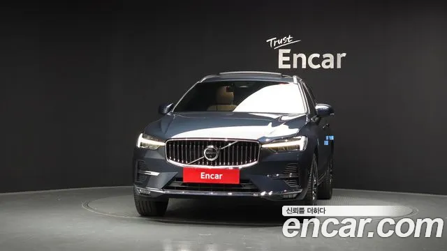 Volvo XC60 2nd Gen — Фото автомобиля 3