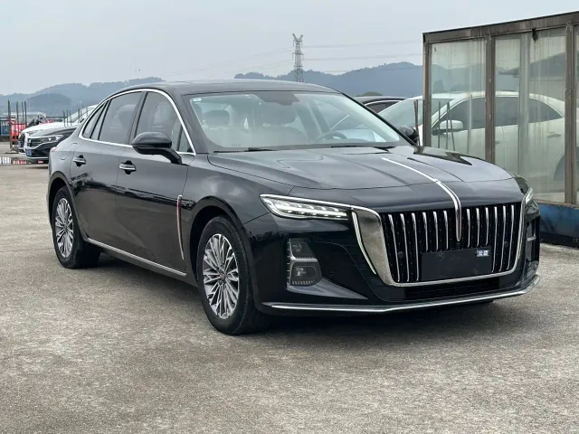 Hongqi H5 — Фото автомобиля 3