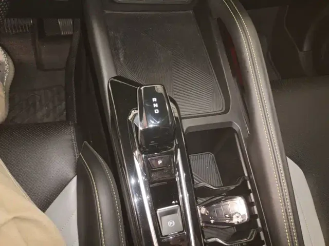 Geely Binyue — Фото автомобиля 13