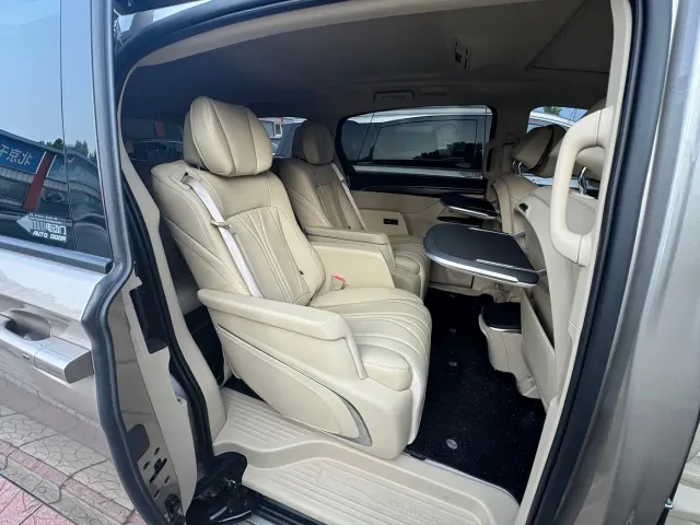 Buick Buick GL8 2023 ES Landmaster Exclusive — Фото автомобиля 22