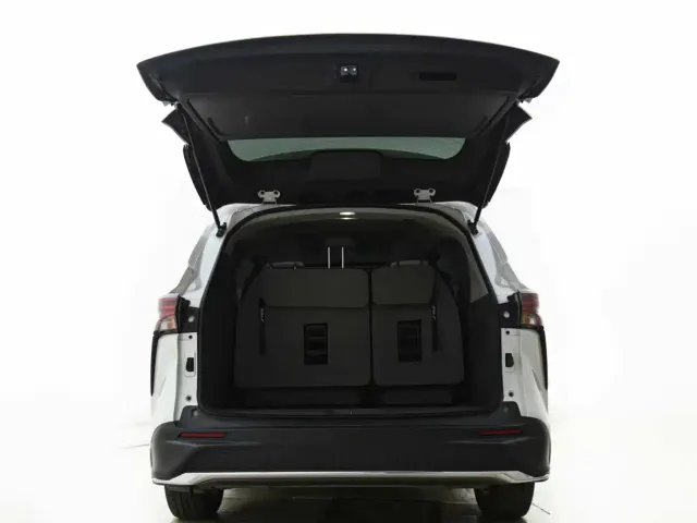 Toyota Granvia — Фото автомобиля 14
