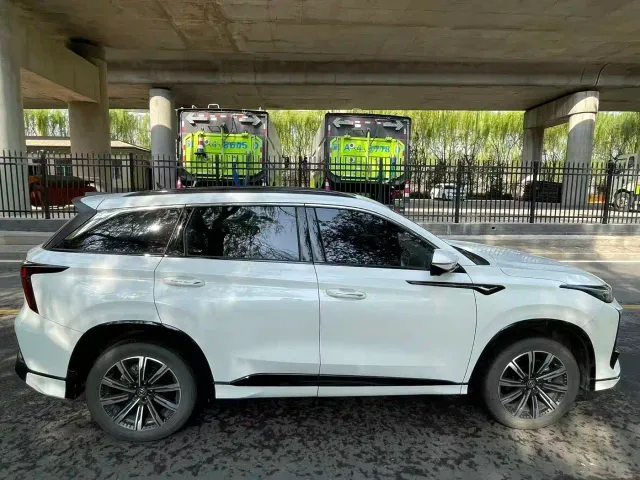 Changan CS75 Plus — Фото автомобиля 6