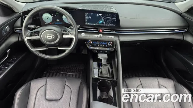 Hyundai Avante CN7 — Фото автомобиля 10