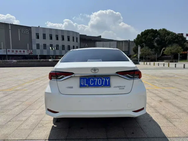 Toyota Corolla — Фото автомобиля 5