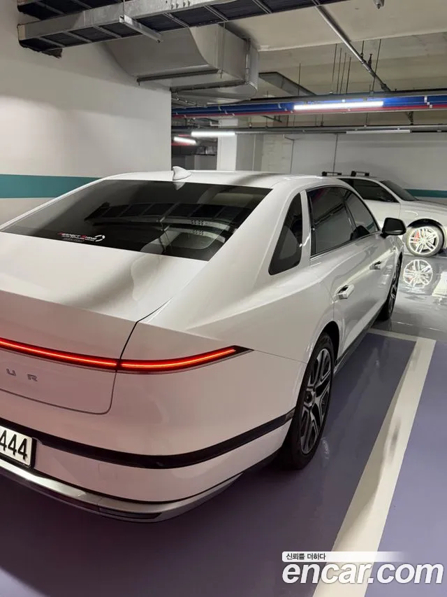 Hyundai Grandeur GN7 — Фото автомобиля 15