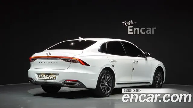 Hyundai Grandeur Grandeur (New) — Фото автомобиля 2