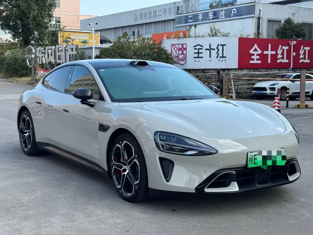Xiaomi SU7 — Фото автомобиля 3