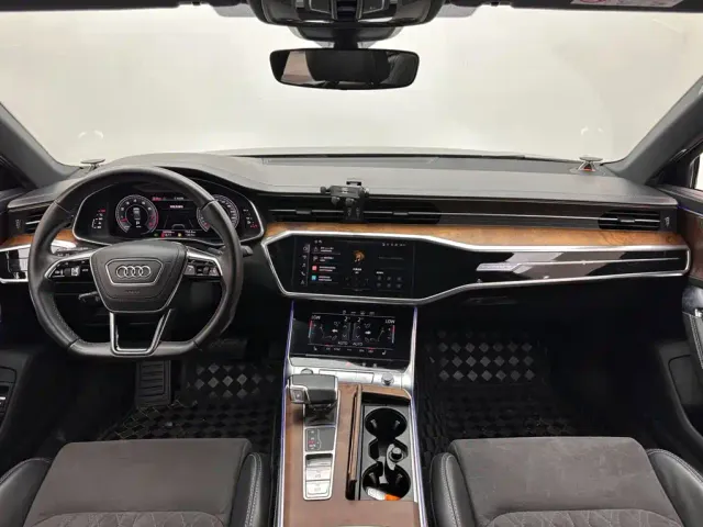 Audi A6L — Фото автомобиля 10