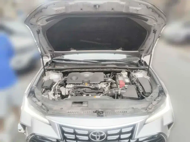Toyota Avalon — Фото автомобиля 3