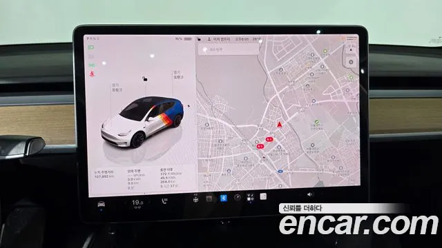 Tesla Model Y — Фото автомобиля 12