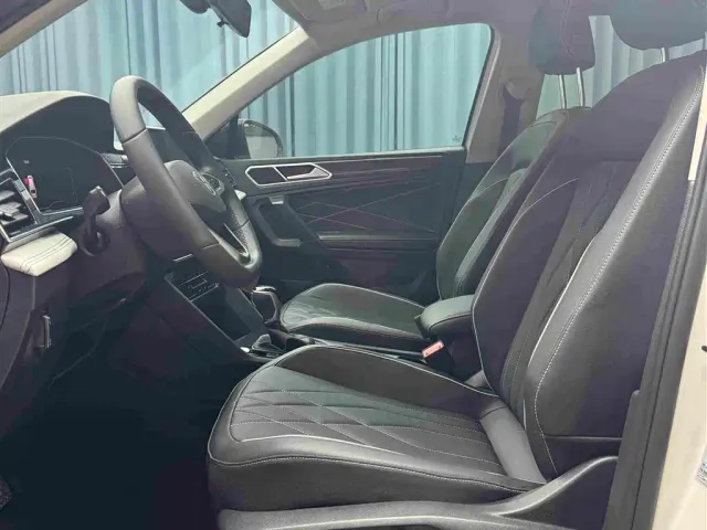 Volkswagen Tiguan L — Фото автомобиля 4