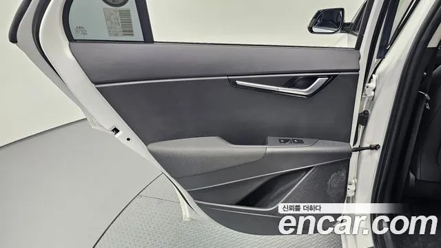 Kia Niro The All New Niro Signature — Фото автомобиля 25
