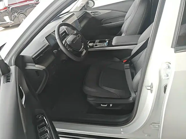 Wuling Starlight — Фото автомобиля 14