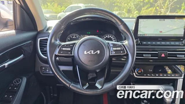 Kia Seltos — Фото автомобиля 14