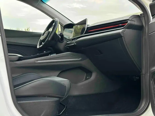 Geely Binrui — Фото автомобиля 5