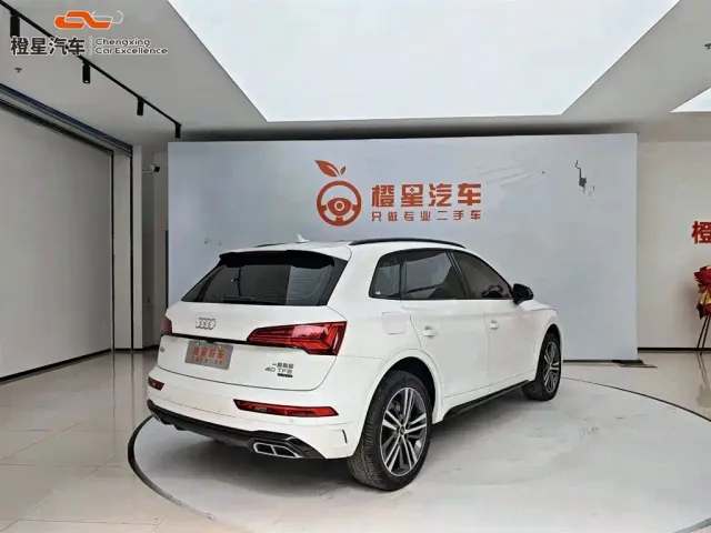 Audi Q5L — Фото автомобиля 4