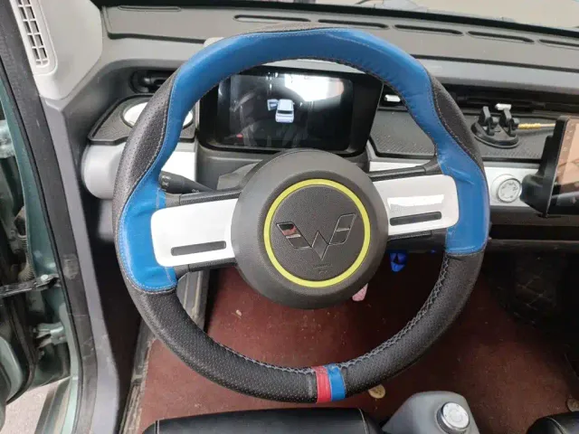 Wuling Hongguang Mini EV — Фото автомобиля 2