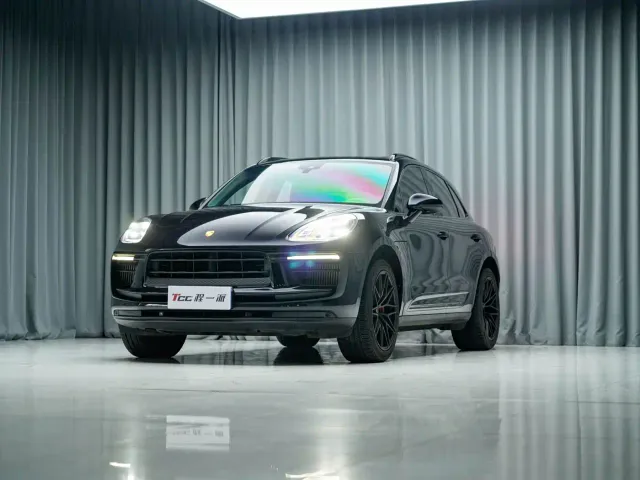 Porsche Macan — Фото автомобиля 3