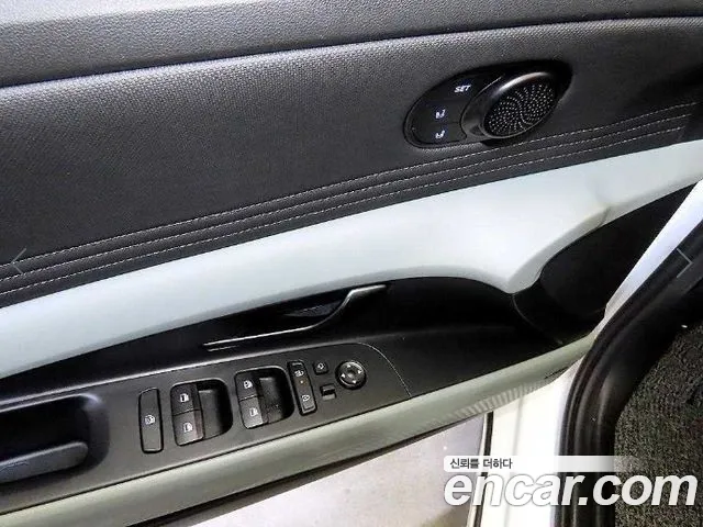 Hyundai Avante CN7 — Фото автомобиля 13