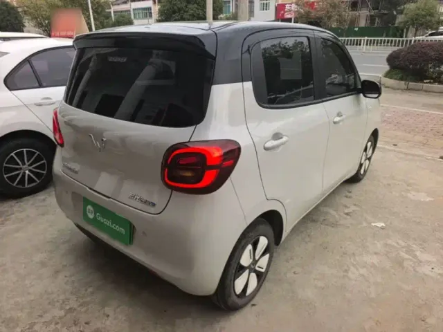 Wuling Hongguang Mini EV — Фото автомобиля 6