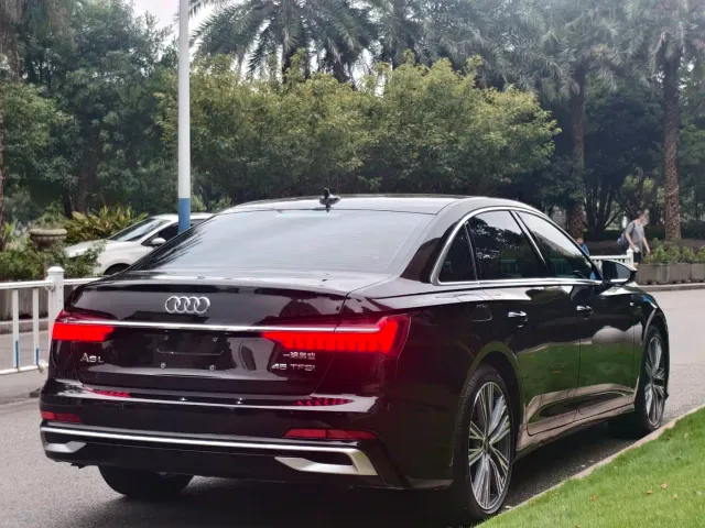 Audi A6L — Фото автомобиля 7