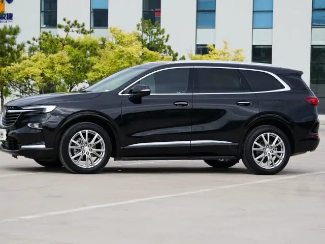 Buick Enclave — Фото автомобиля 3