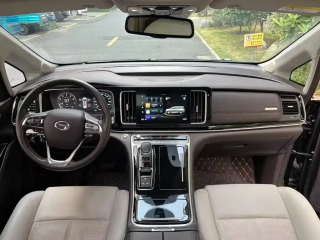 GAC Trumpchi M8 — Фото автомобиля 13