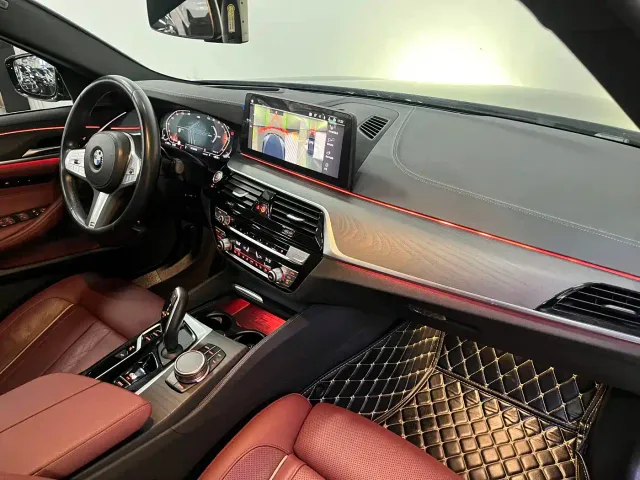 BMW 5 Series — Фото автомобиля 7