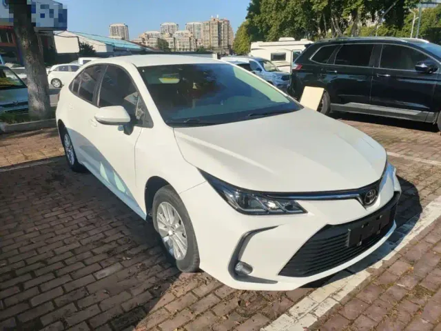 Toyota Corolla — Фото автомобиля 22