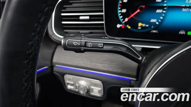 Mercedes-Benz GLE-Class — Фото автомобиля 12