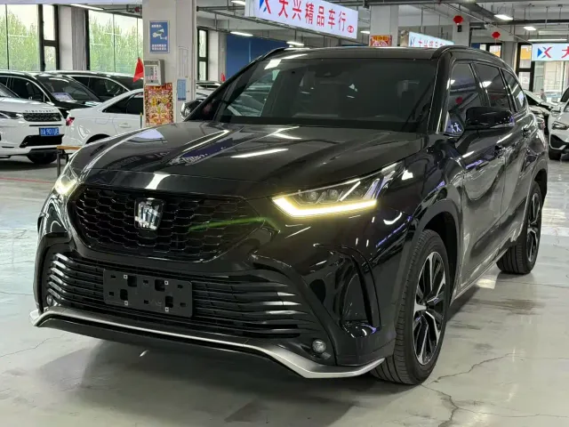 Фотография автомобиля — Toyota Crown Kluger