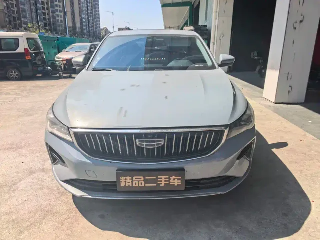 Geely Emgrand — Фото автомобиля 2