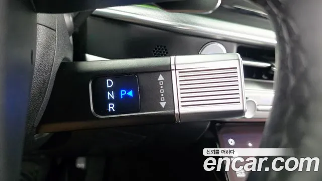 Hyundai Grandeur GN7 — Фото автомобиля 9