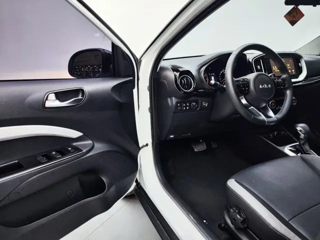 Kia KX1 — Фото автомобиля 10