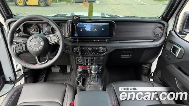 Jeep Wrangler Wrangler (JL) — Фото автомобиля 11