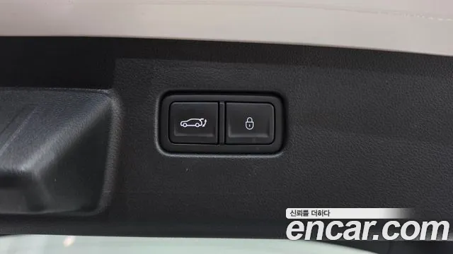 Genesis GV60 — Фото автомобиля 23
