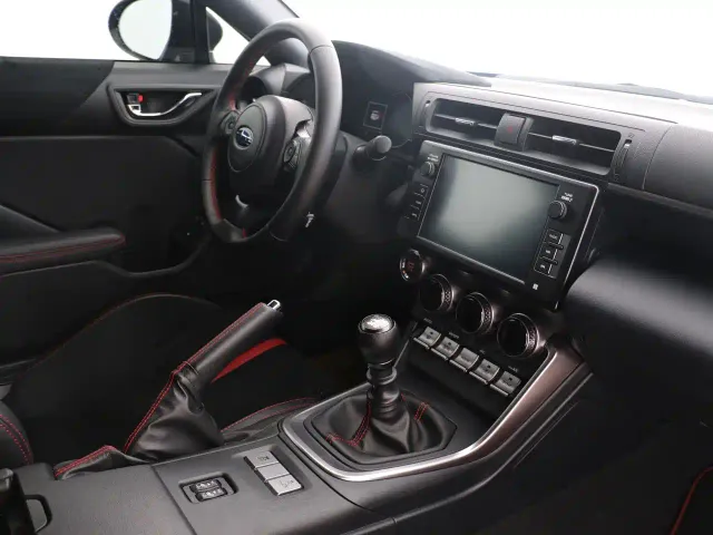 Subaru BRZ — Фото автомобиля 13
