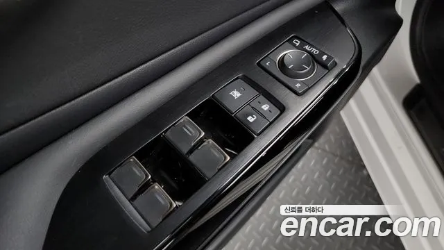 Lexus ES — Фото автомобиля 14