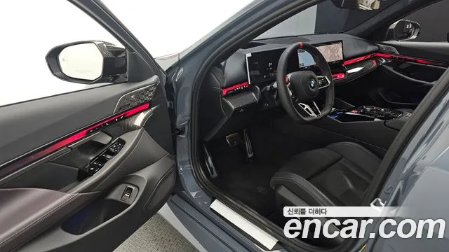 BMW M5 — Фото автомобиля 17