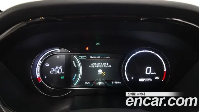 Kia Niro — Фото автомобиля 11