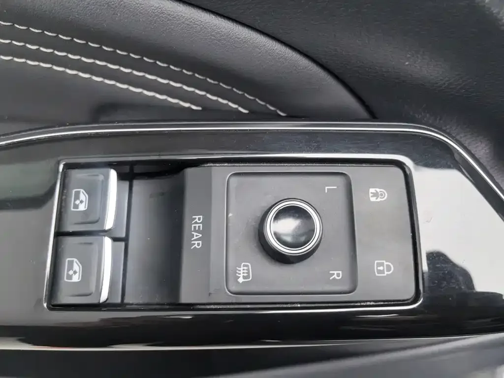Volkswagen ID.4 CROZZ 2022 Long Range PURE+ Edition — Фото автомобиля 9