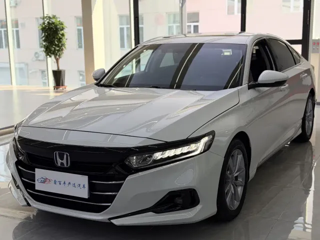 Фотография автомобиля — Honda Accord