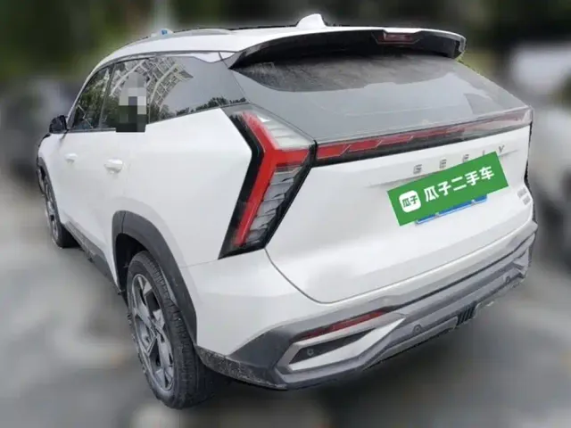 Geely Boyue L — Фото автомобиля 24