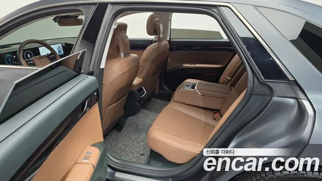 Hyundai Grandeur GN7 — Фото автомобиля 17