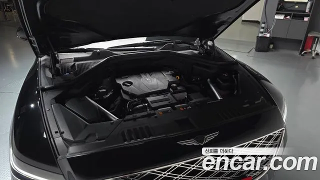 Genesis GV80 — Фото автомобиля 9