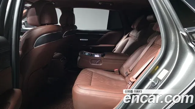 Genesis G90 Бензин 3.5 турбо AWD — Фото автомобиля 23