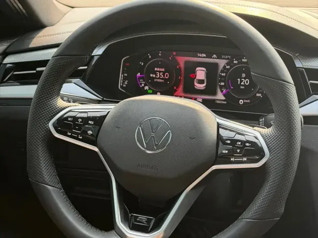 Volkswagen FAW-Volkswagen CC 2021 380TSI Eye-catching Edition — Фото автомобиля 13