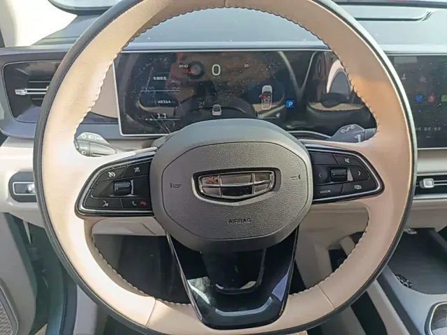 Geely ICON — Фото автомобиля 10