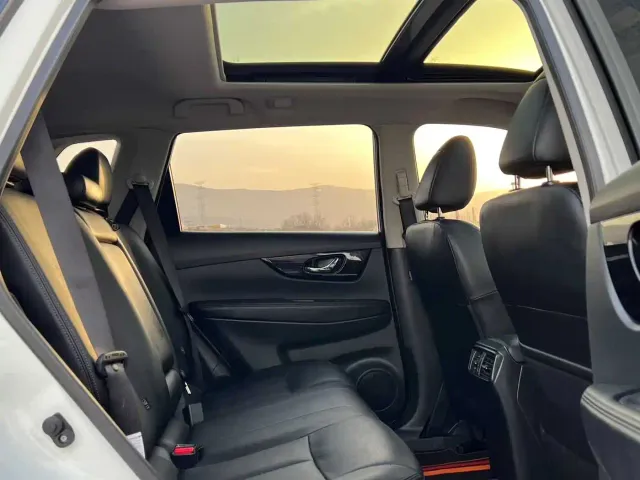 Nissan X-Trail — Фото автомобиля 9